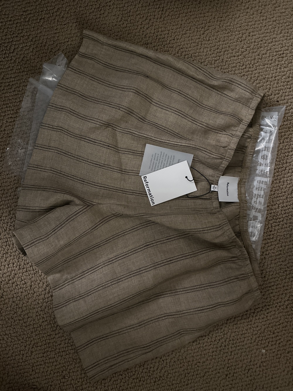 Reformation Nora Linen Short Natural - Size XL